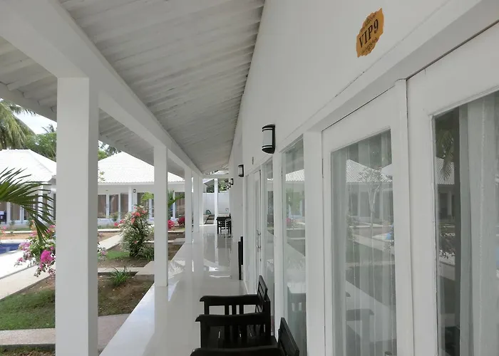 Lombok Holiday Hotel
